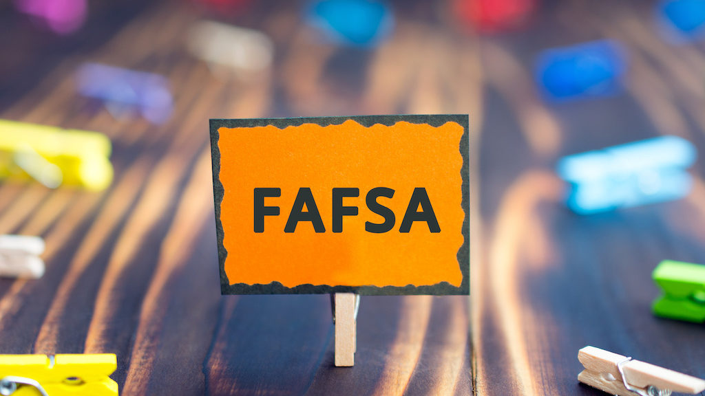 3 Ways to Get Help with the FAFSA