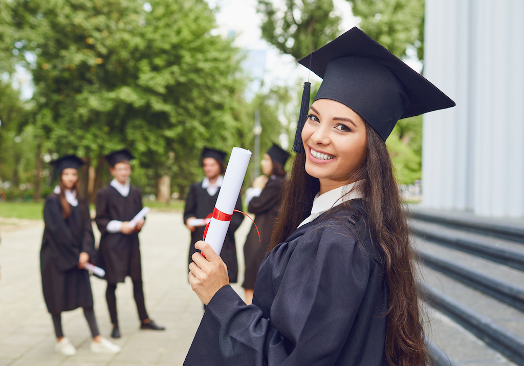 How to Get a Full Ride Scholarship: Expert Tips for Success